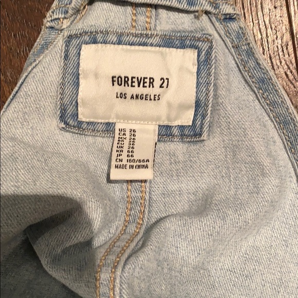 Forever 21 shorts overalls, size 26 - Picture 3 of 3